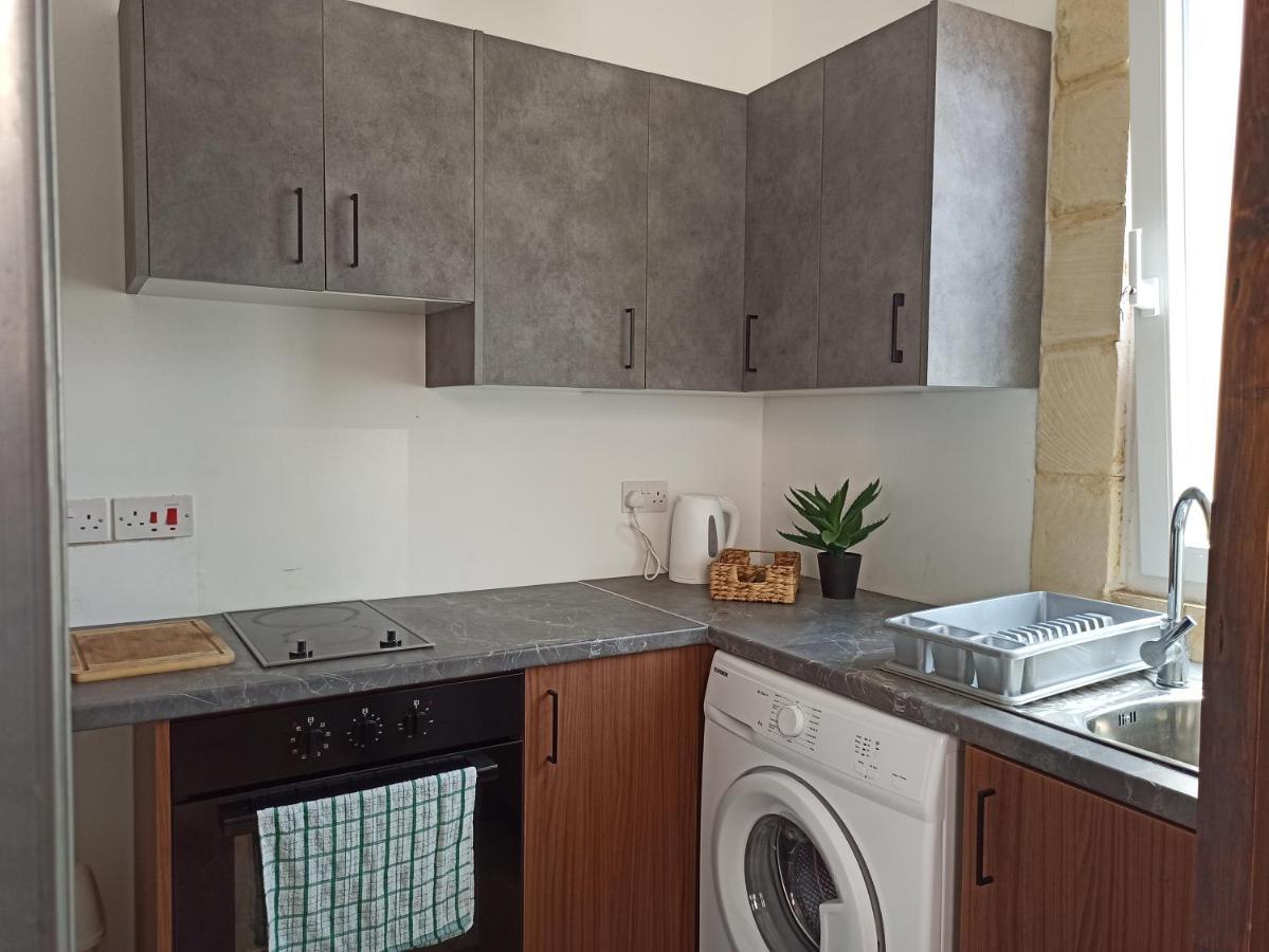 Beautiful 1-Bed Apartment In Hal Qormi Εξωτερικό φωτογραφία